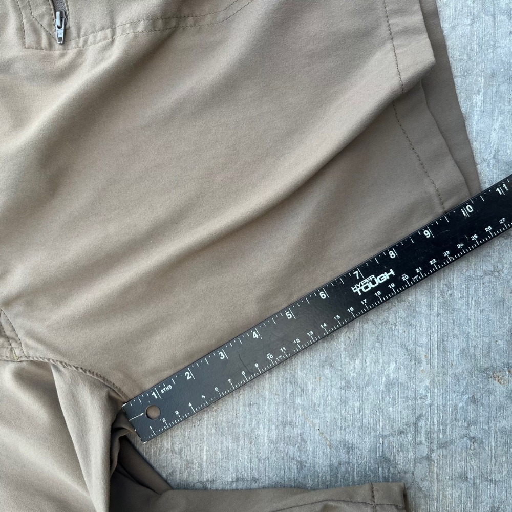 Wrangler ATG Mens Tan Brown Outdoor Cargo Shorts 38 Stretch NW981BI - Picture 7 of 7